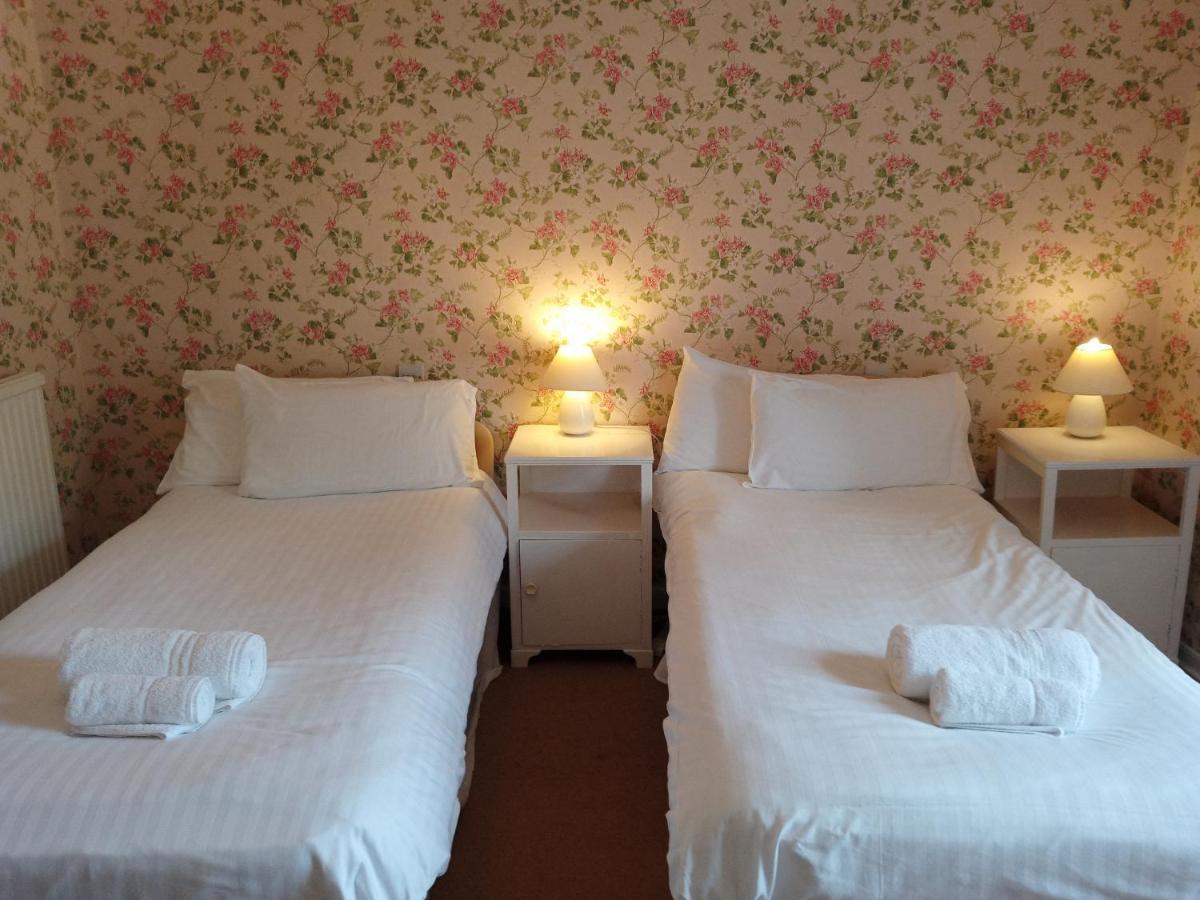 בלפורד Blue Bell Hotel מראה חיצוני תמונה