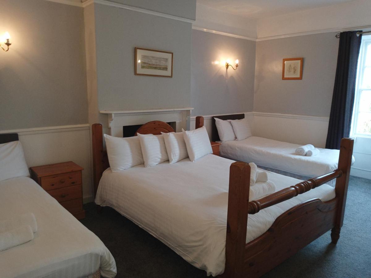 בלפורד Blue Bell Hotel מראה חיצוני תמונה