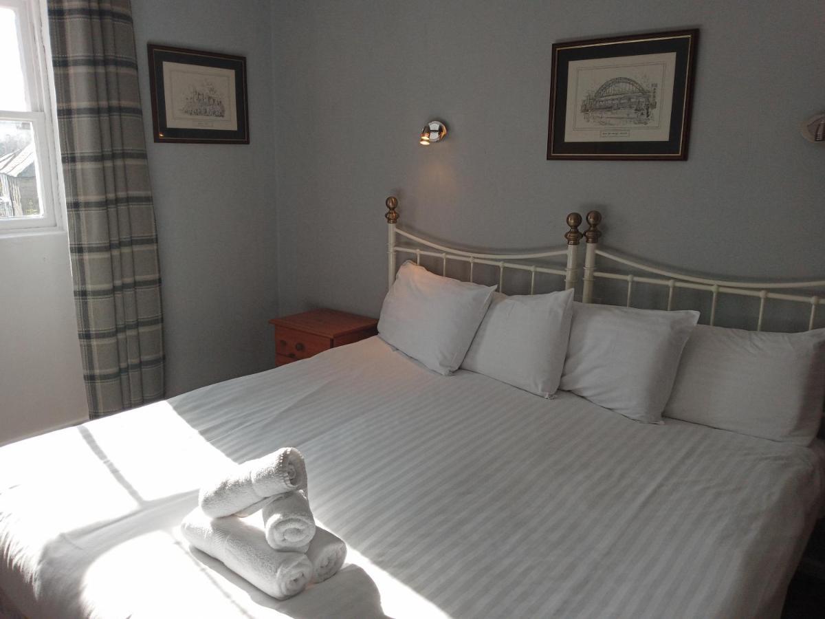 בלפורד Blue Bell Hotel מראה חיצוני תמונה