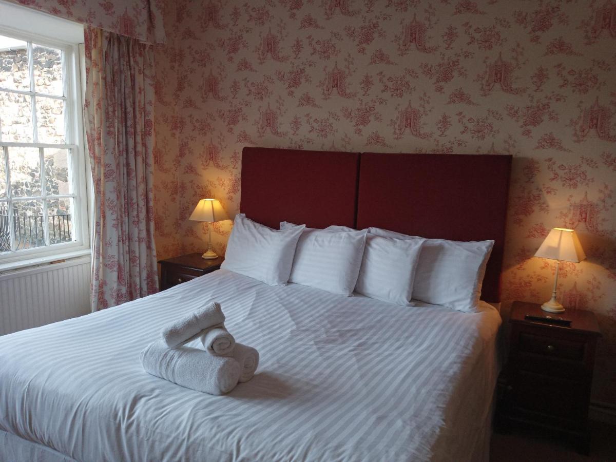 בלפורד Blue Bell Hotel מראה חיצוני תמונה